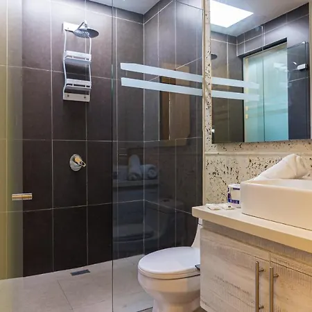 Amazing 1 Bedroom Near To Getsemani Old 103 * Cartagena